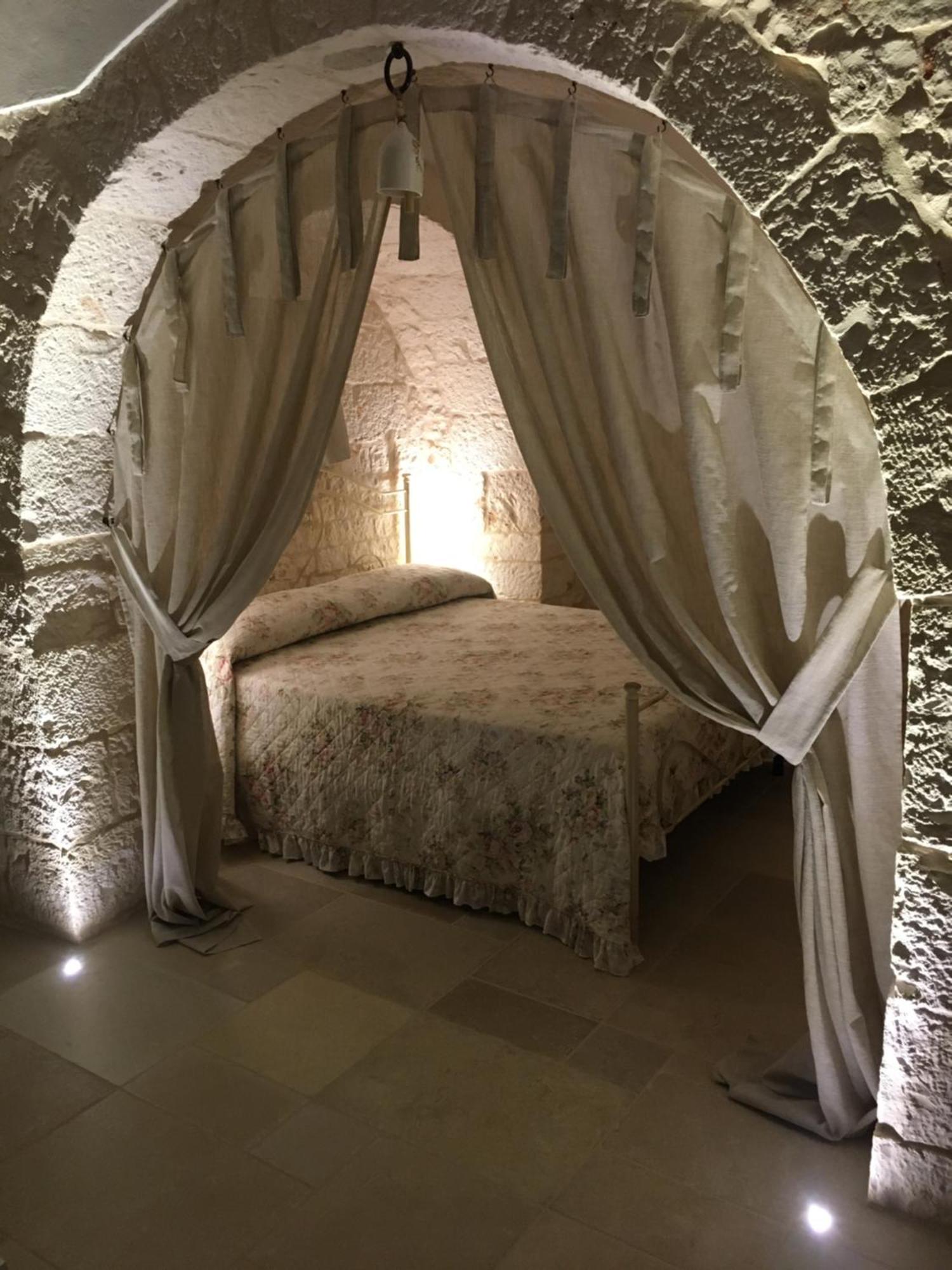فيلا Trulli Le 2 Nicchie لوكوروتوندو المظهر الخارجي الصورة